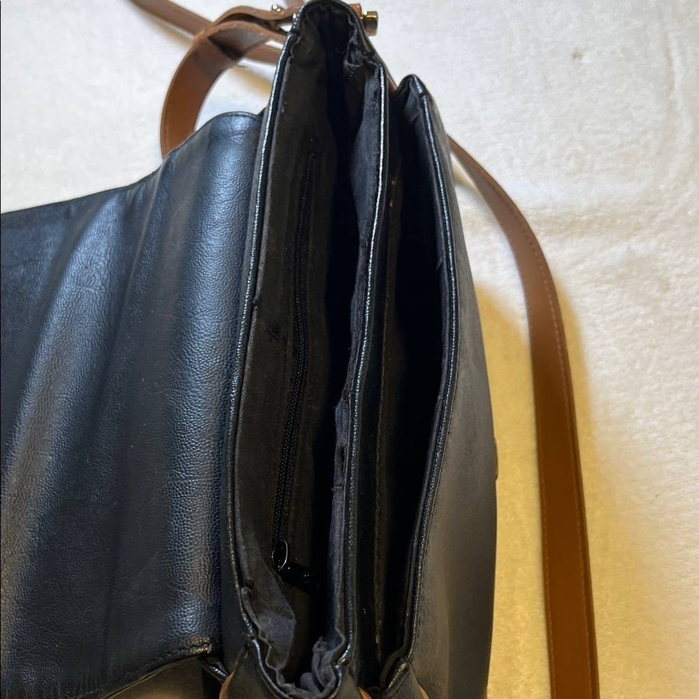 ✨ Vintage Black Leather Crossbody Bag Aviation Patch Messenger Purse Retro Style - Picture 3 of 5